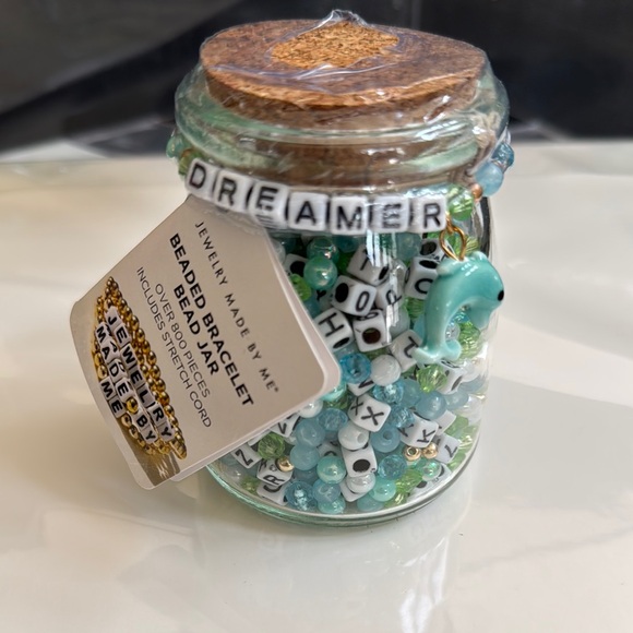 Accessories - Beaded Bracelet Kit with Dreamer Charm